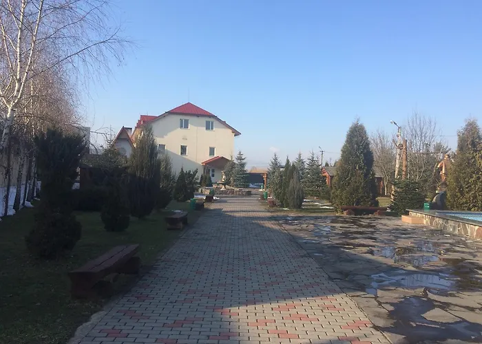 Trembita Szálloda *